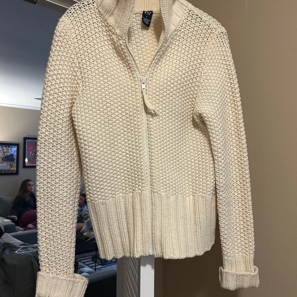 Women's Cream Knit Sweater - Picture 1 of 2